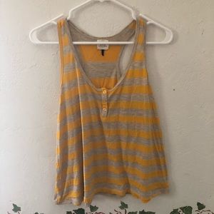 XL Yellow Top Workout